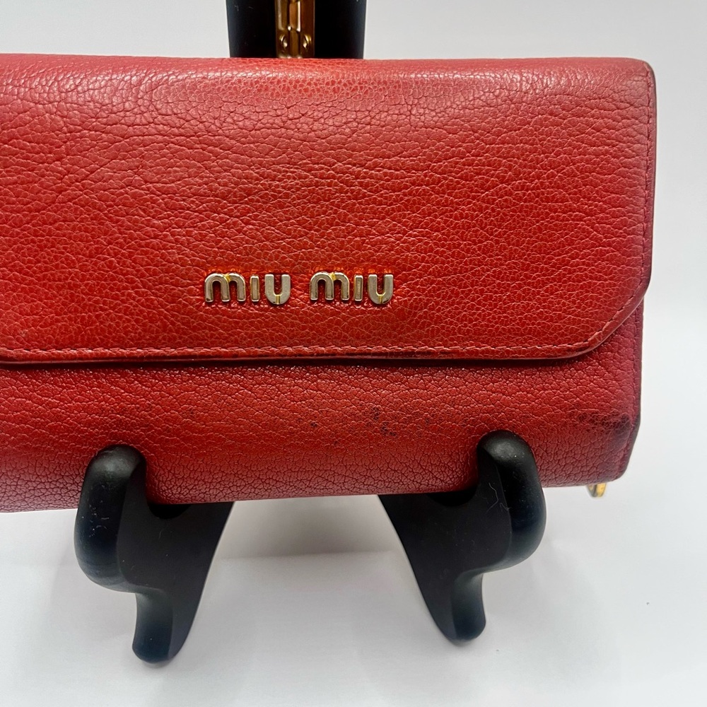 MIU MIU -Sister of Prada Company- Red Leather Women's Bi-Fold Wallet ♥️🧡💛